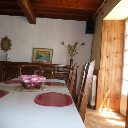 Foix, 3 Pieces, 4 Personnes - Fr-1-419-432 Feriehus Foix