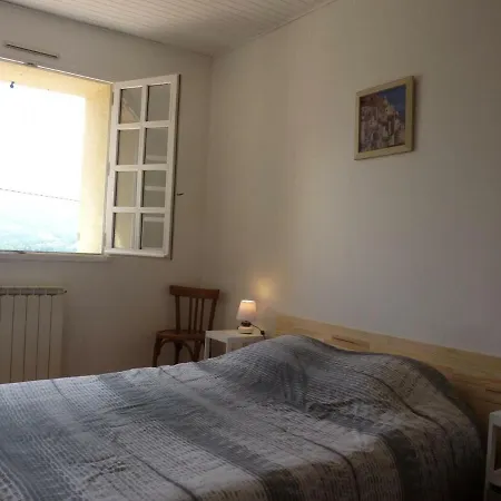 Foix, 3 Pieces, 4 Personnes - Fr-1-419-432 Feriehus Foix
